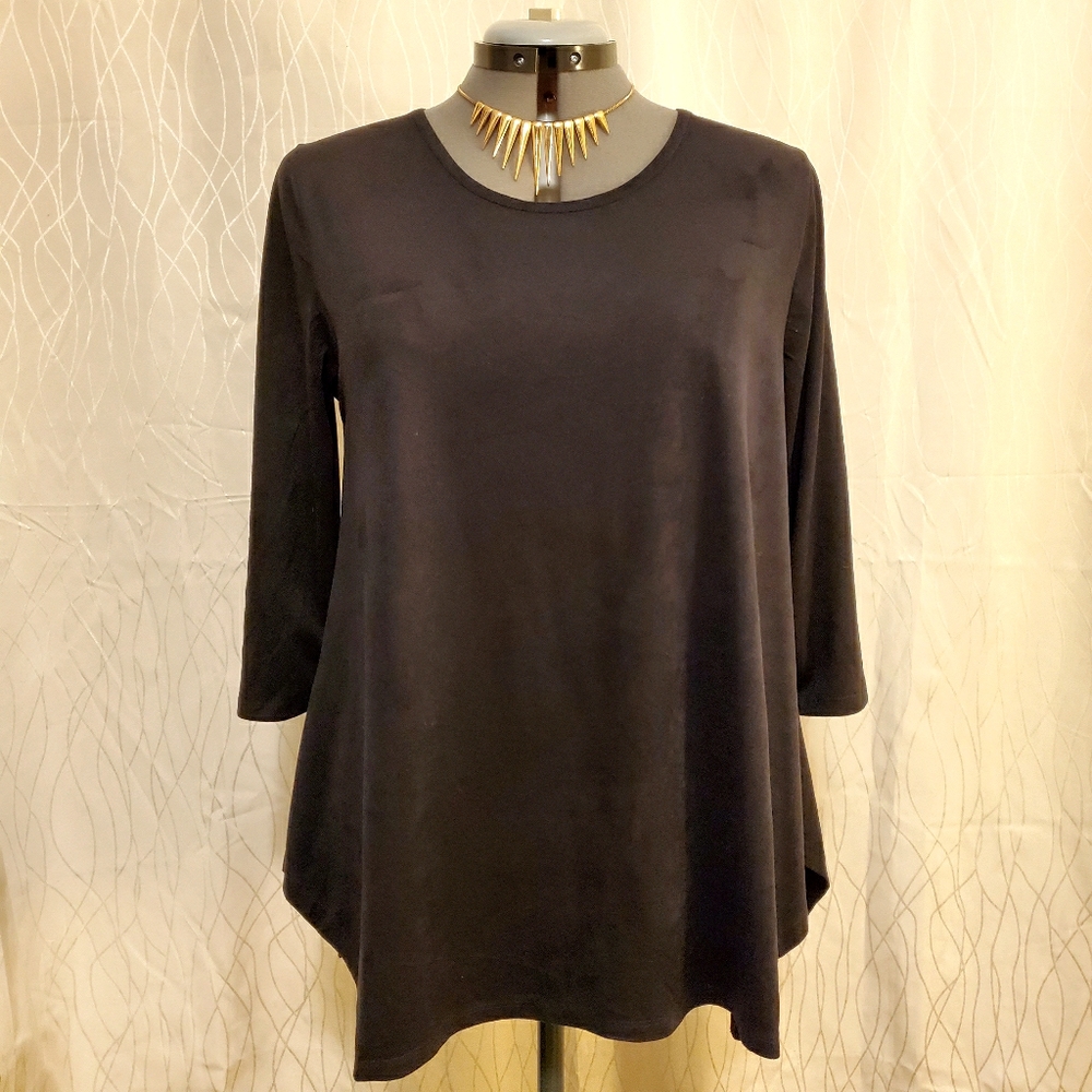 DKR Vegan Suede 3/4 Sleeve Top